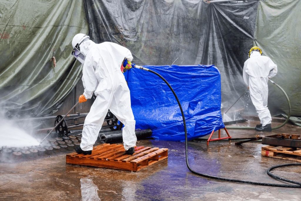 Reinigung unter Wasserhöchstdruck